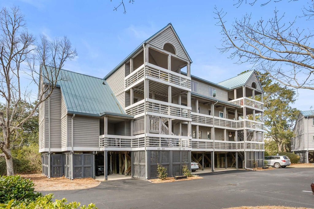 2416 Racquet Club Drive Photo 5