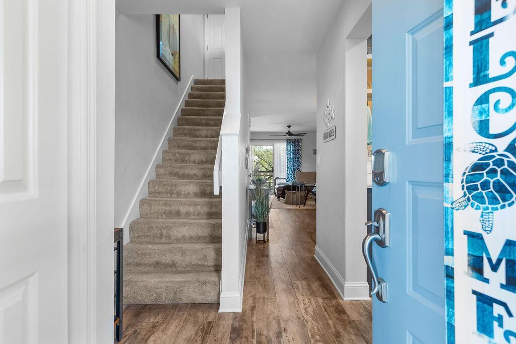 2416 Racquet Club Drive Photo 7