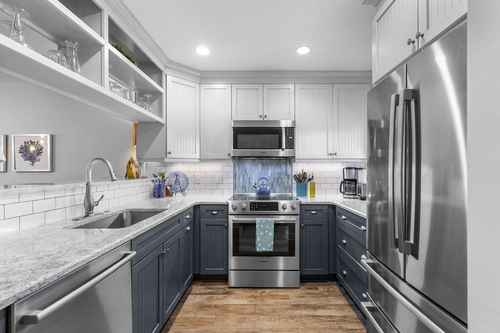 2416 Racquet Club Drive Photo 8