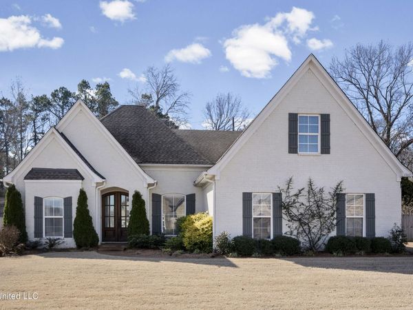 1767 Robertson Place Drive, Hernando, MS 38632