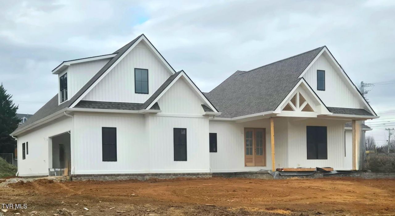 100 Wiltshire Drive, Johnson City, TN 37615 Main Photo