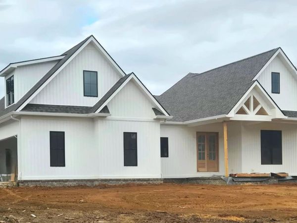 100 Wiltshire Drive, Johnson City, TN 37615