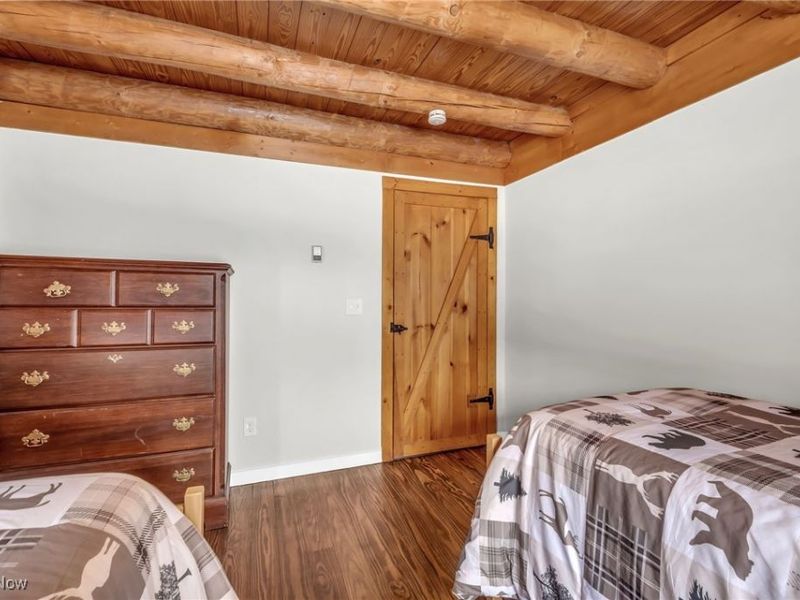 8282 River Corners Road, Homerville, OH 44235 Photo 17