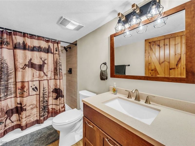 8282 River Corners Road, Homerville, OH 44235 Photo 18