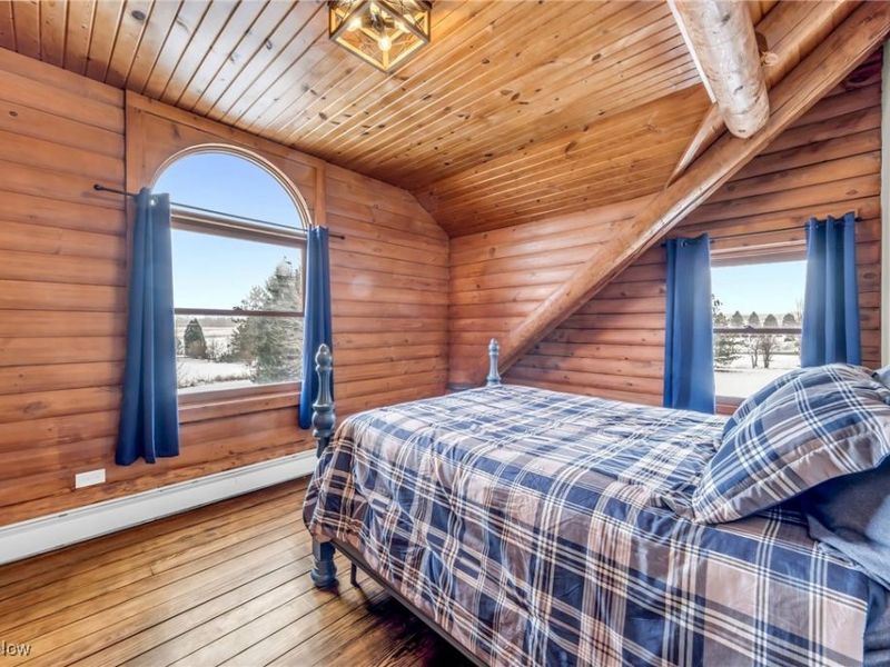 8282 River Corners Road, Homerville, OH 44235 Photo 22