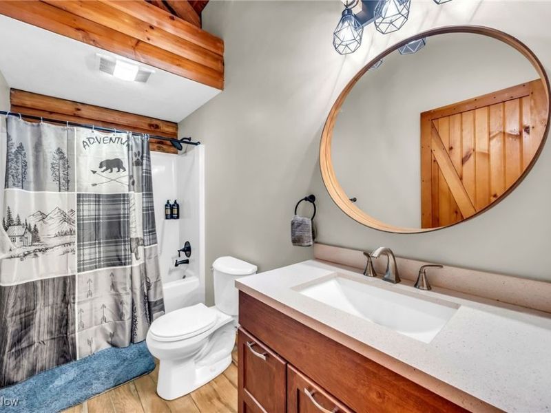 8282 River Corners Road, Homerville, OH 44235 Photo 24