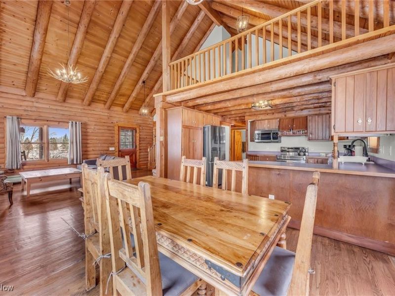 8282 River Corners Road, Homerville, OH 44235 Photo 3