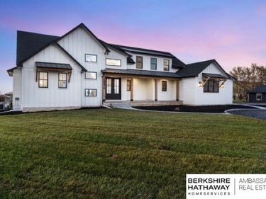 19970 S 172 Plaza Circle, Springfield, NE 68059