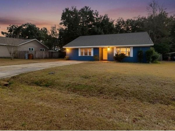 3737 Cornerbrook Drive, Pace, FL 32571