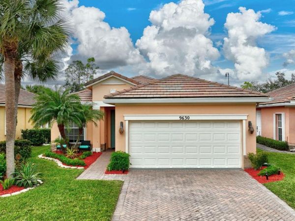 9630 SW Flowermound Circle, Port Saint Lucie, FL 34953