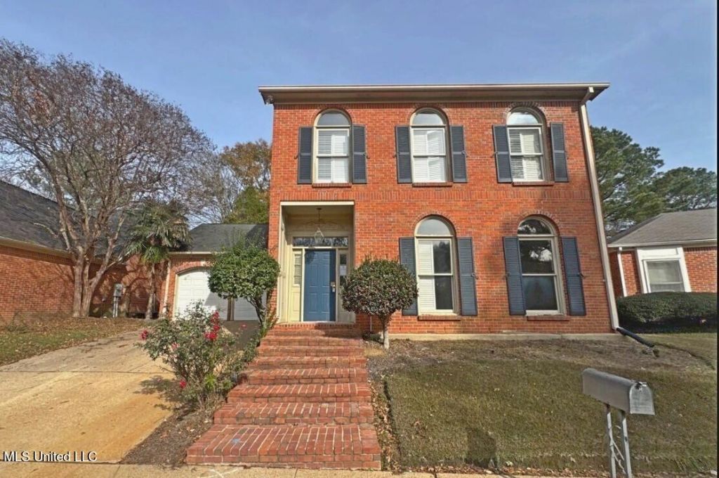 58 Robinwood Place, Jackson, MS 39211 Main Photo