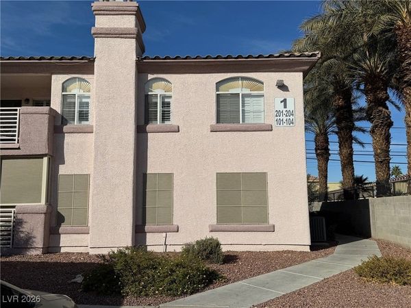 4555 E Sahara Avenue, Unit 102, Las Vegas, NV 89104