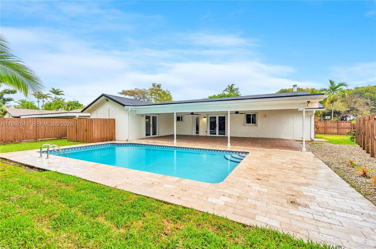 15930 SW 90th Ave , Palmetto Bay, FL 33157 Photo