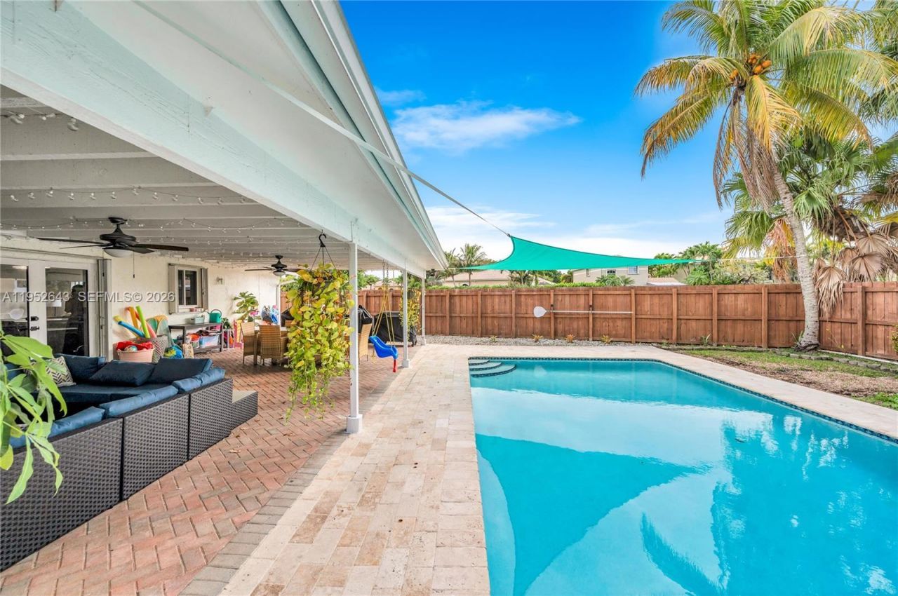 15930 SW 90th Ave , Palmetto Bay, FL 33157 Photo