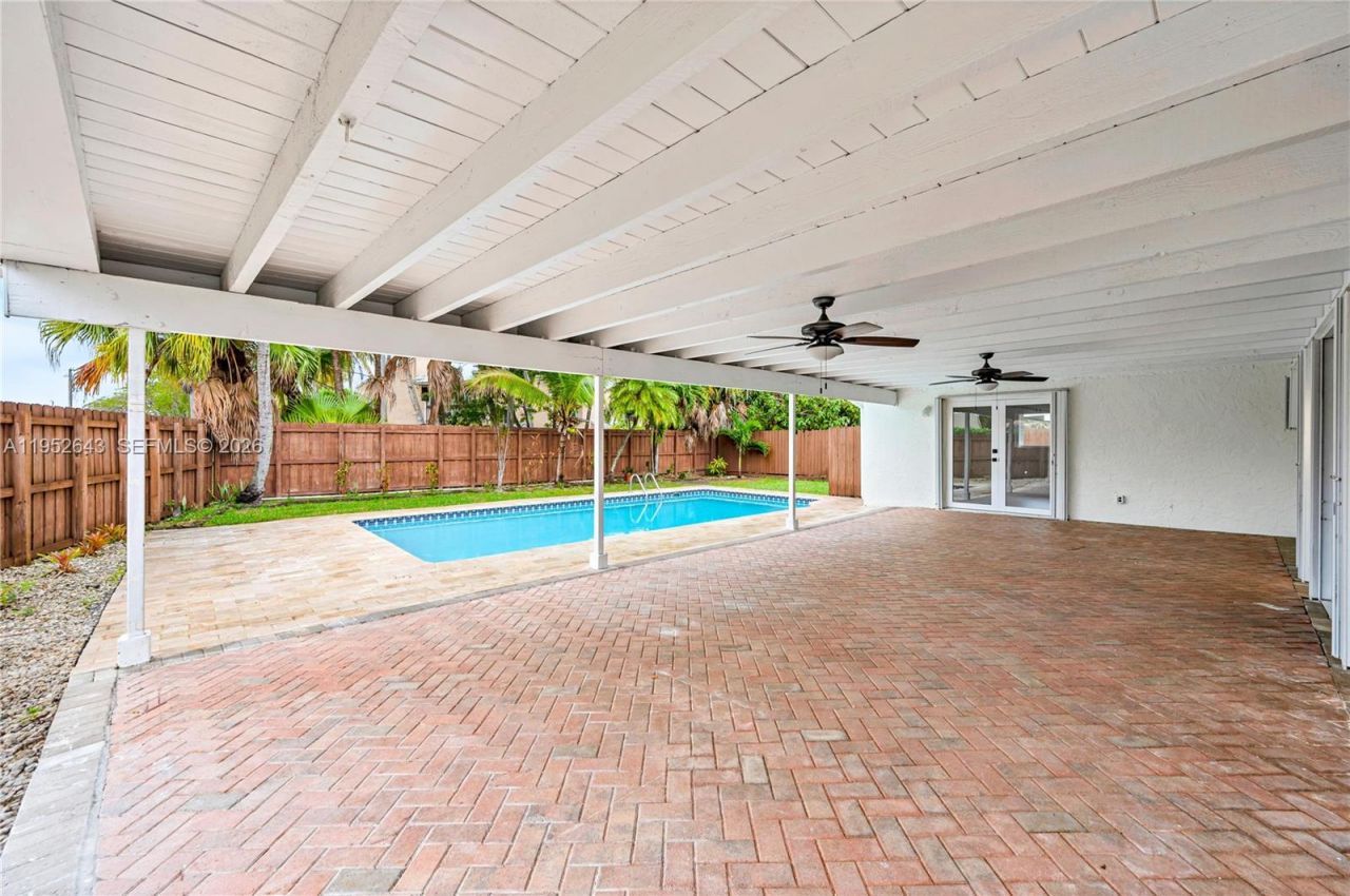 15930 SW 90th Ave , Palmetto Bay, FL 33157 Photo