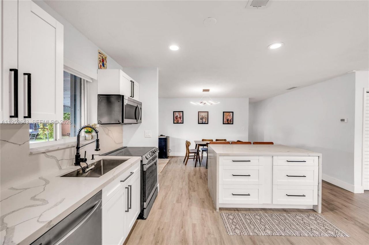 15930 SW 90th Ave , Palmetto Bay, FL 33157 Photo