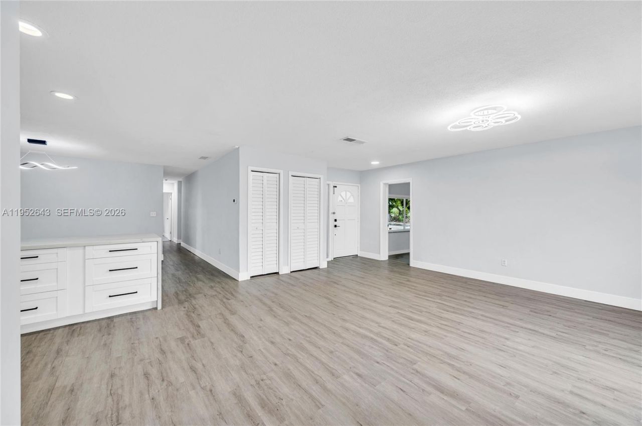 15930 SW 90th Ave , Palmetto Bay, FL 33157 Photo