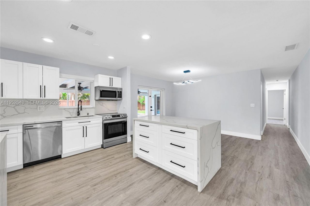 15930 SW 90th Ave , Palmetto Bay, FL 33157 Photo