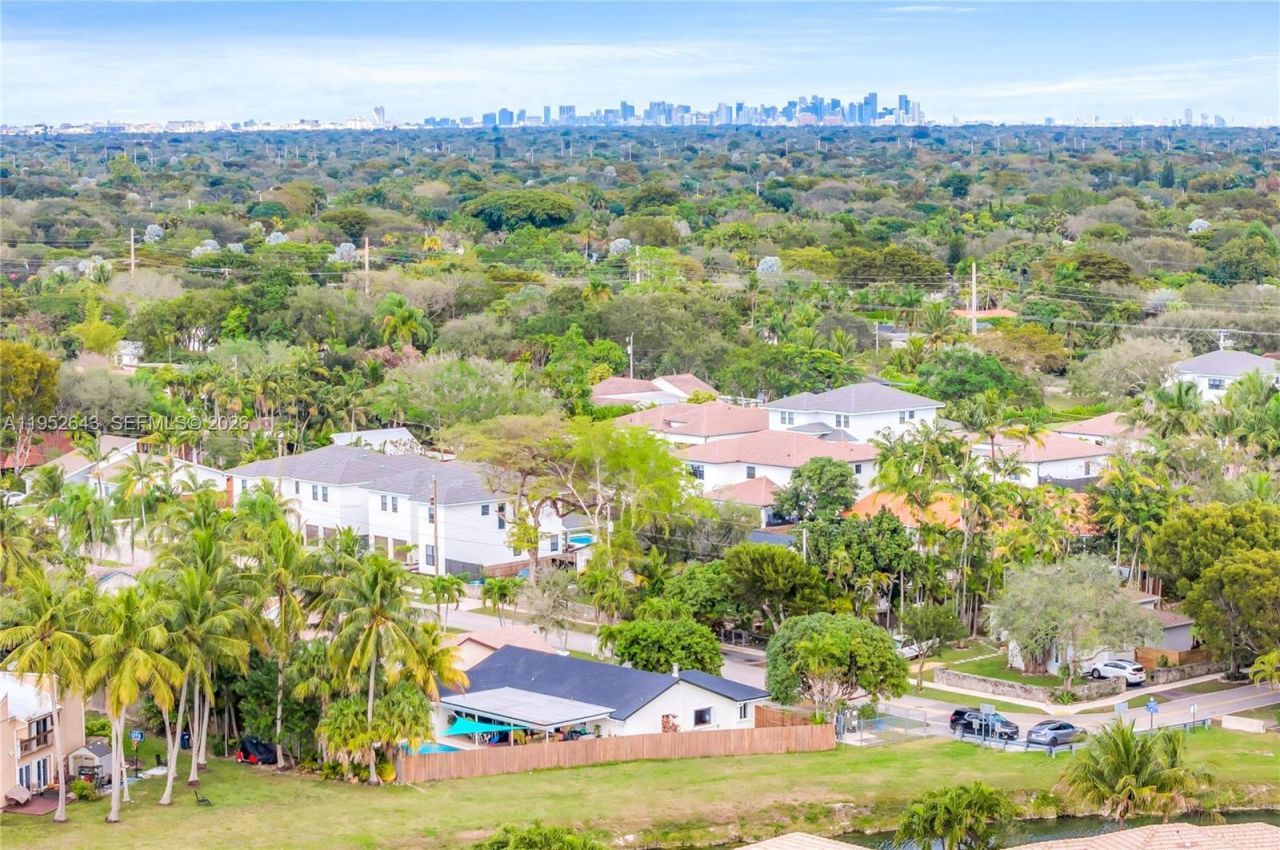 15930 SW 90th Ave , Palmetto Bay, FL 33157 Photo