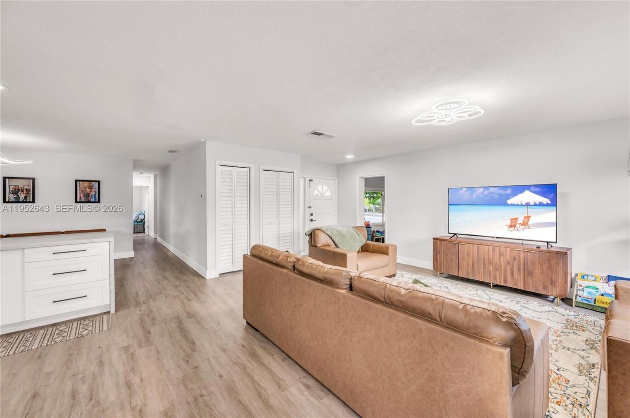 15930 SW 90th Ave , Palmetto Bay, FL 33157 Photo