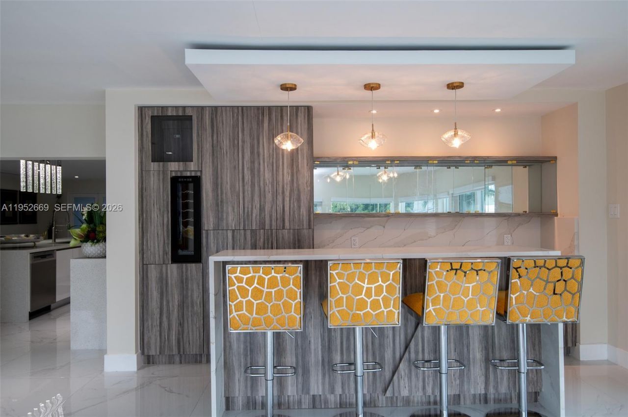 1250 NE 82nd St, Miami, FL 33138 Photo