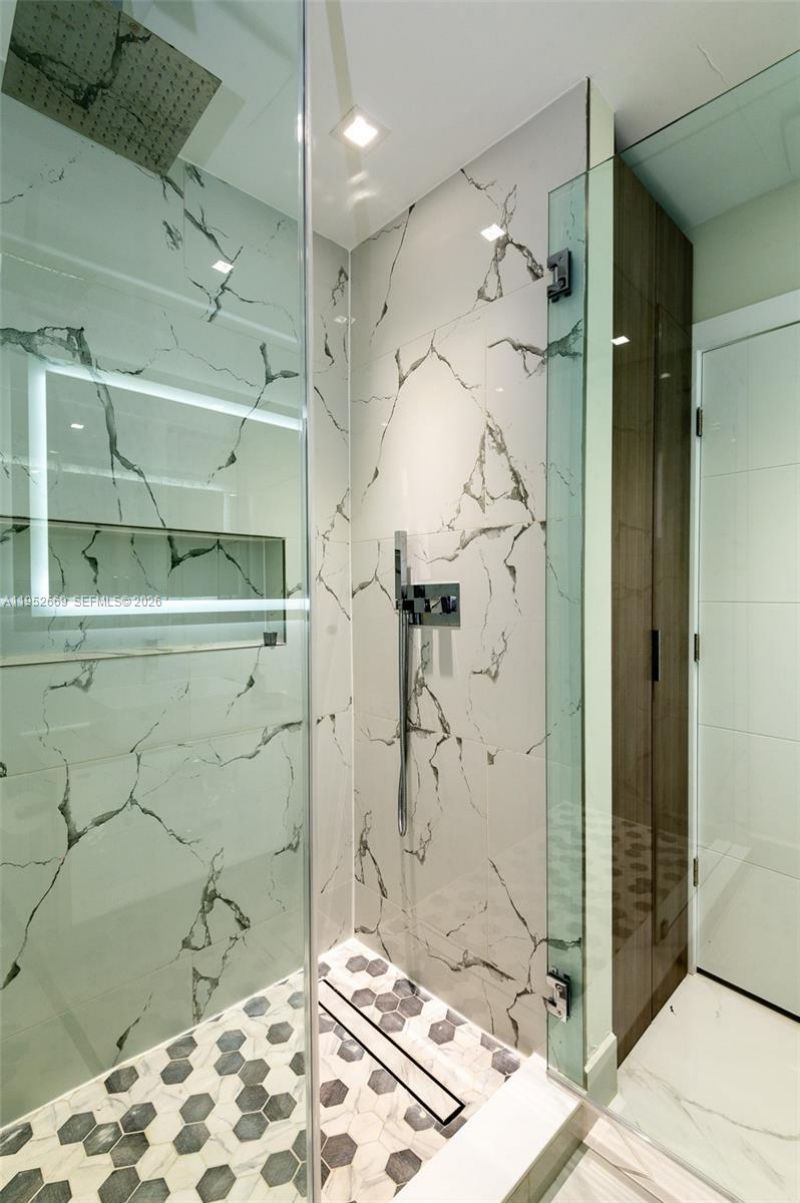 1250 NE 82nd St, Miami, FL 33138 Photo