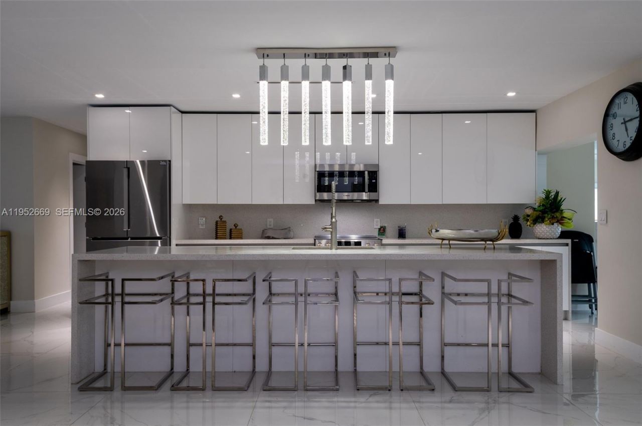 1250 NE 82nd St, Miami, FL 33138 Photo