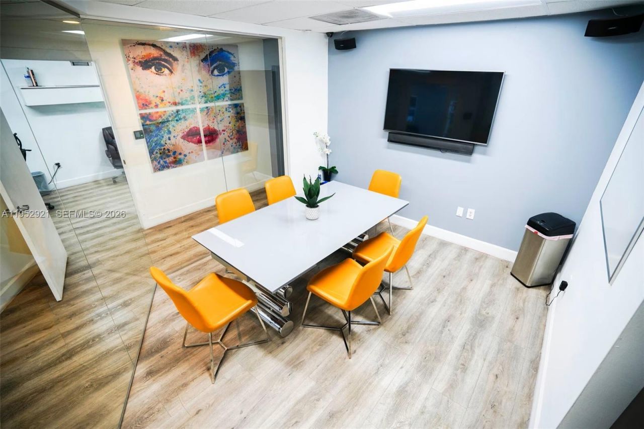 7865 NW 46th St, Unit 8, Doral, FL 33166 Photo