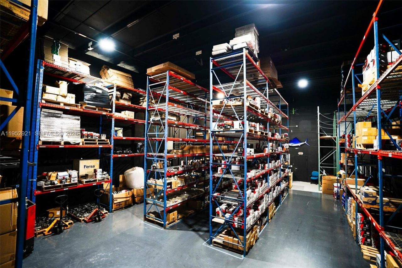 7865 NW 46th St, Unit 8, Doral, FL 33166 Photo