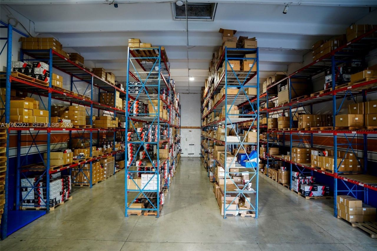 7865 NW 46th St, Unit 8, Doral, FL 33166 Photo