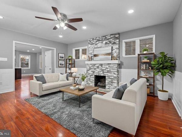 558 E LOCUST AVENUE, PHILADELPHIA, PA 19144