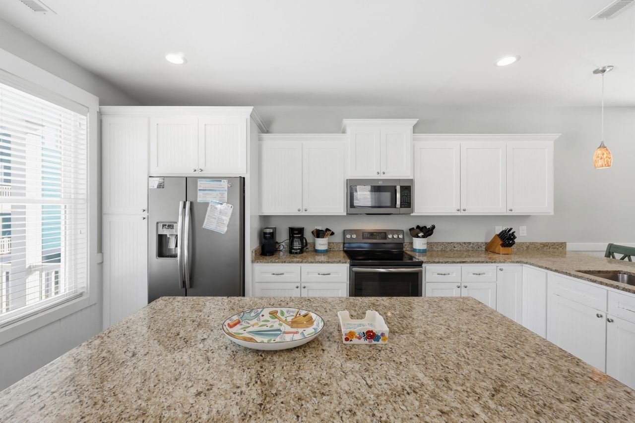 112 B 11th Ave. S Photo 11