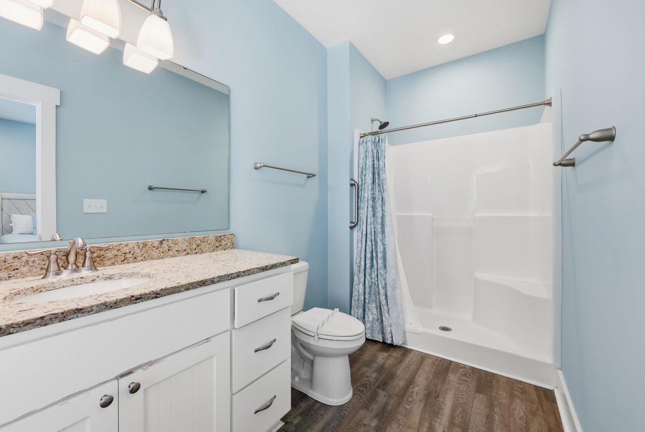 112 B 11th Ave. S Photo 26