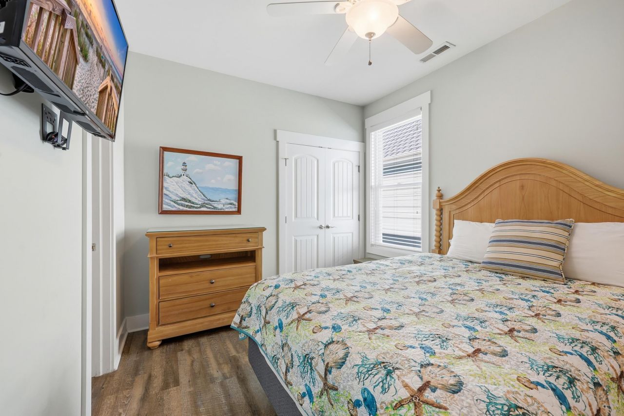 112 B 11th Ave. S Photo 28