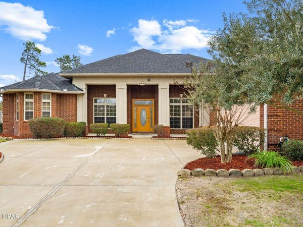 140 Cottonwood Circle, Lynn Haven, FL 32444