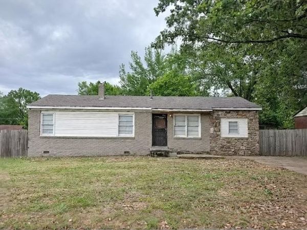 4990 NEWTON RD, Memphis, TN 38109