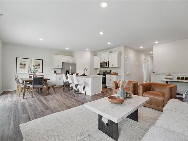 2205 Creek View Lane, Raymore, MO 64083