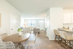 529 Lake Ridge Boulevard photo 4