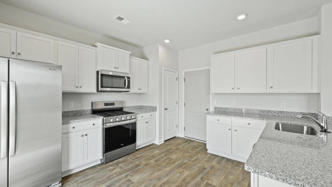 529 Lake Ridge Boulevard Photo 46