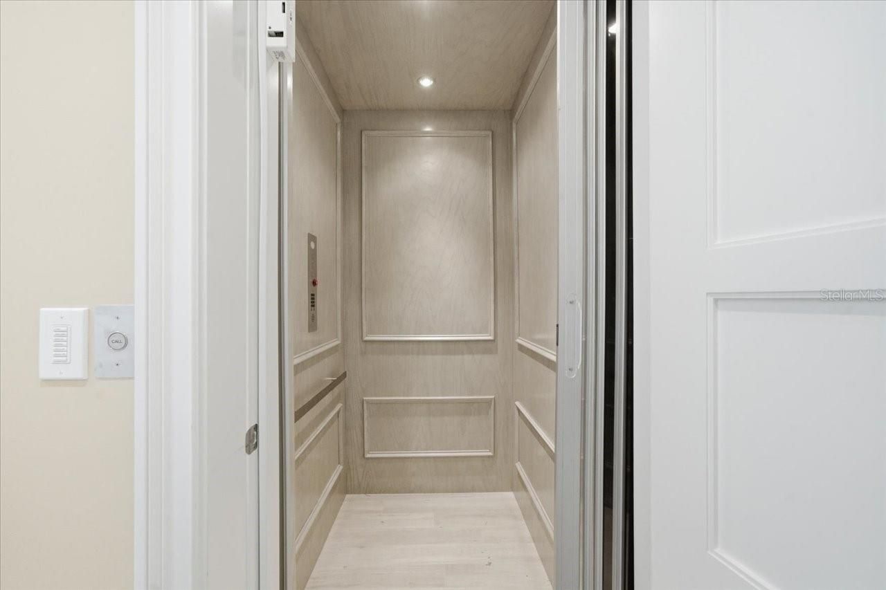 391 12th Avenue, Indian Rocks Beach, FL 33785 Photo