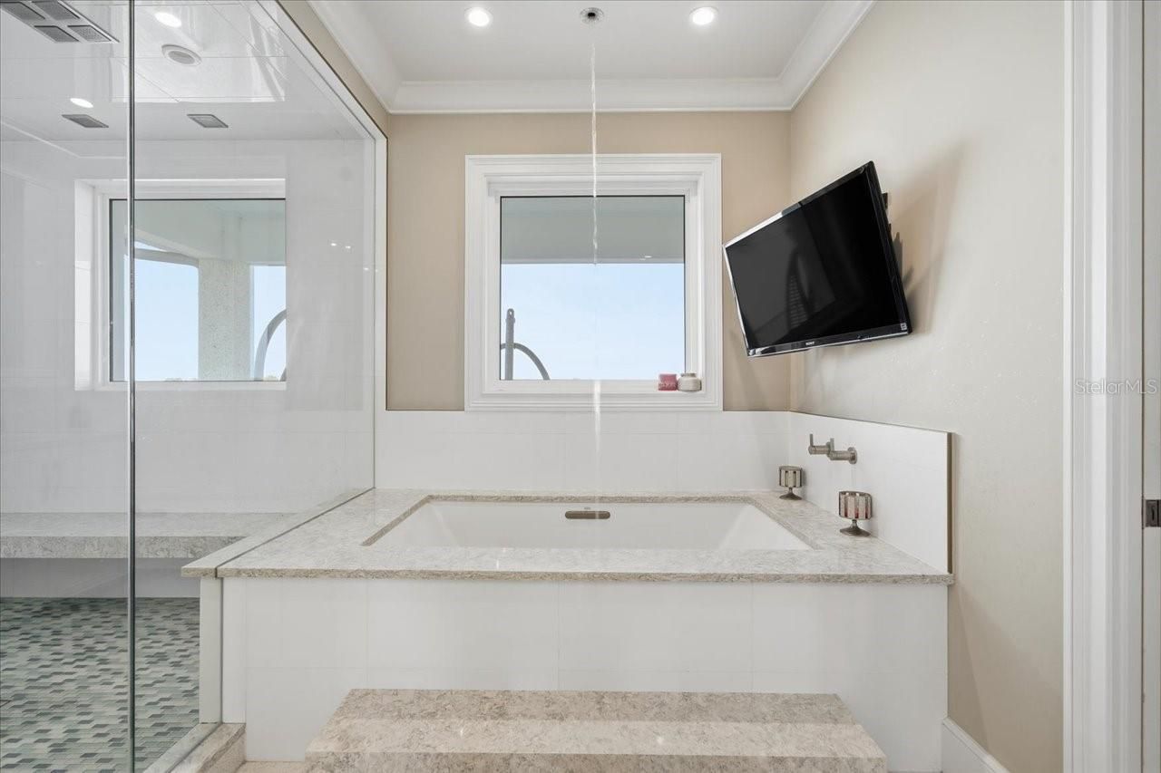 391 12th Avenue, Indian Rocks Beach, FL 33785 Photo