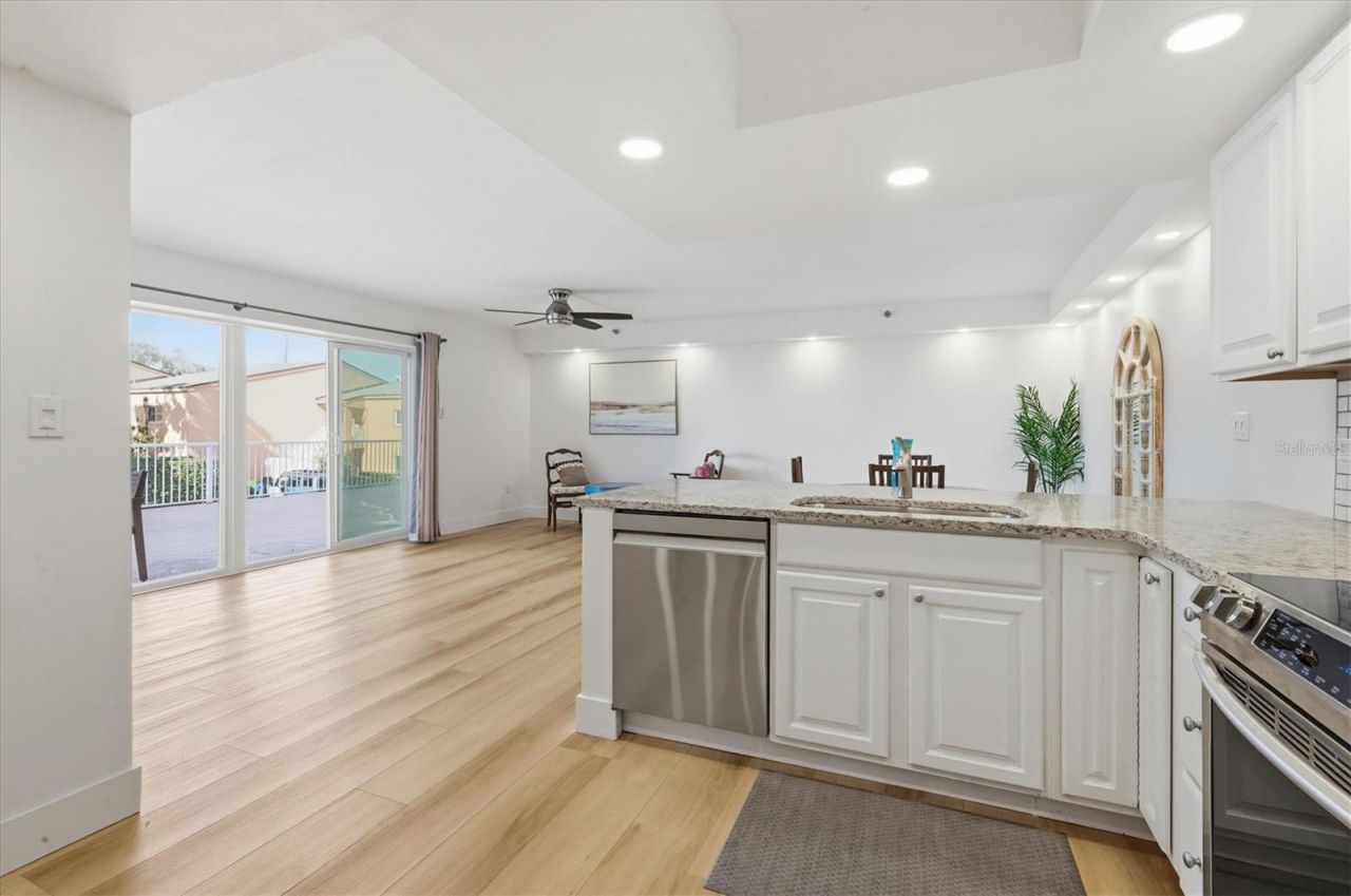 7430 Sunshine Skyway Lane S, Unit 201A, Saint Petersburg, FL 33711 Photo