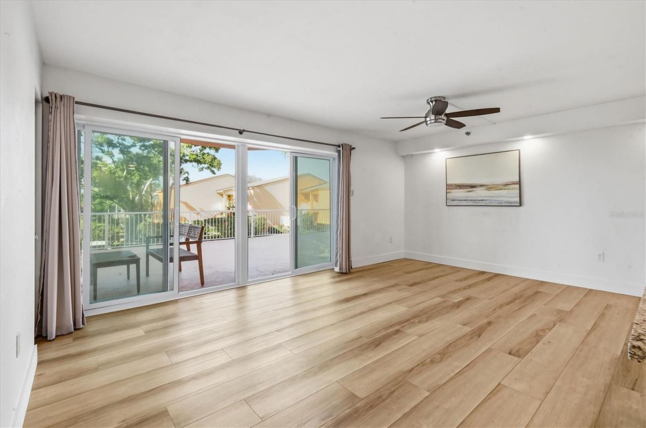 7430 Sunshine Skyway Lane S, Unit 201A, Saint Petersburg, FL 33711 Photo