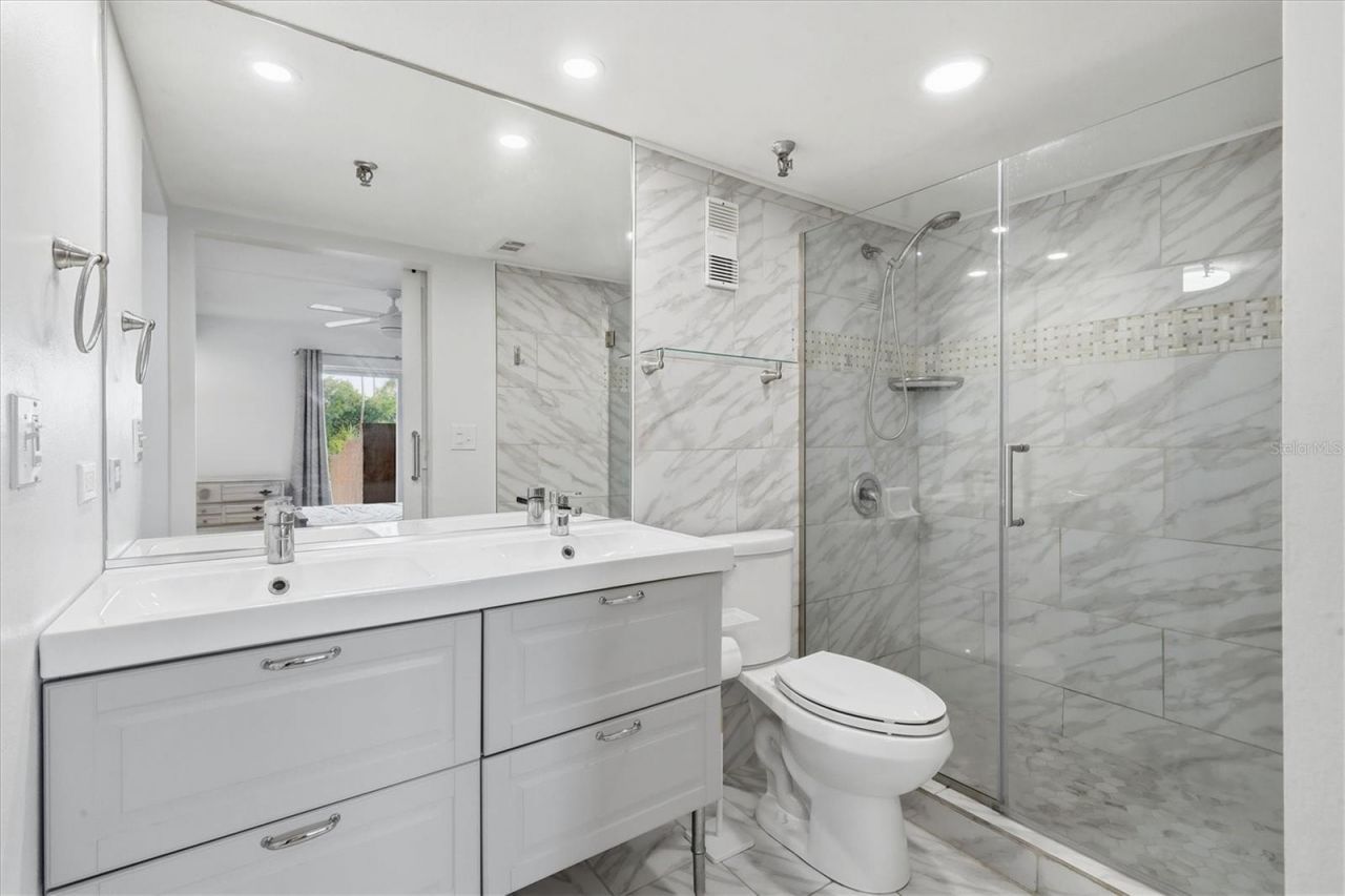 7430 Sunshine Skyway Lane S, Unit 201A, Saint Petersburg, FL 33711 Photo