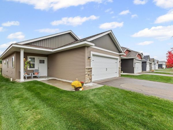 713 Cherrywood Lane NE, Isanti, MN 55040