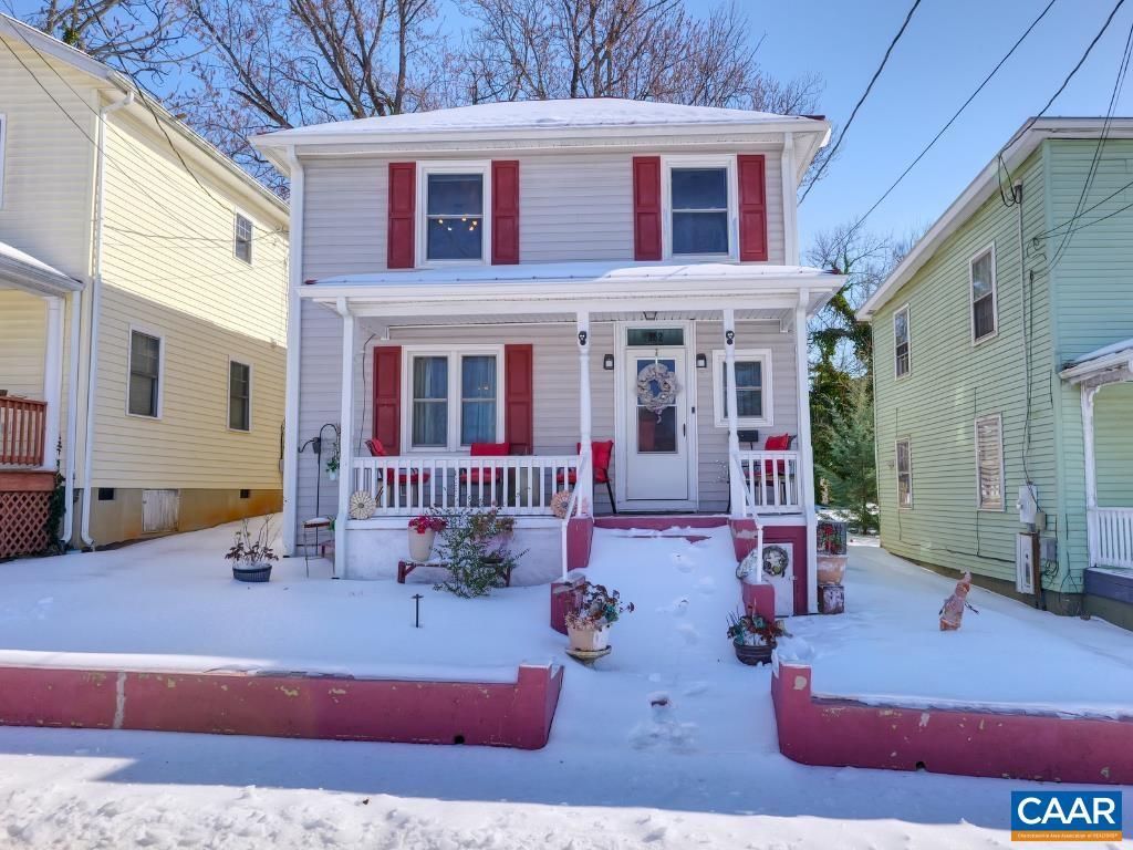 352 10 1/2 St Nw, Charlottesville, VA 22903 Main Photo