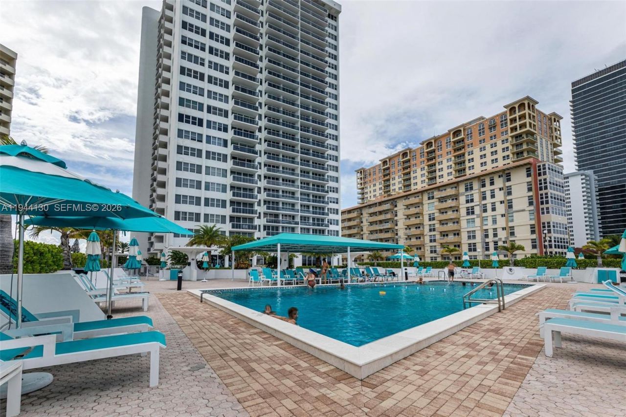 3140 S Ocean Dr, Unit 603, Hallandale Beach, FL 33009 Photo