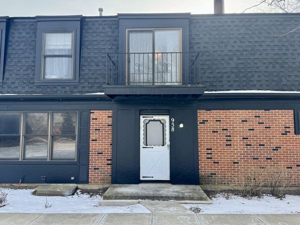 958 Inverrary Lane, Unit 958, Deerfield, IL 60015