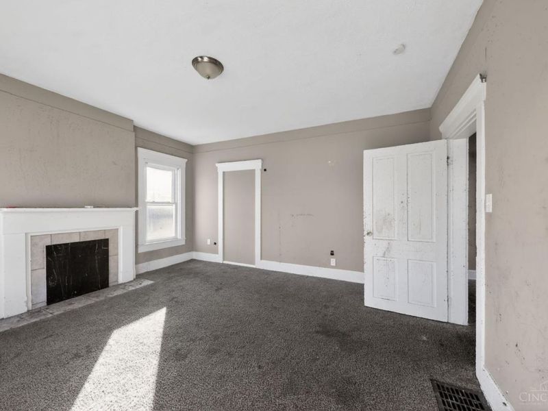 1435 Laidlaw Avenue, Cincinnati, OH 45237 Photo 9