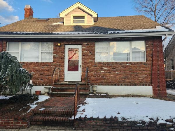 75 Ingraham Street, Hempstead, NY 11550